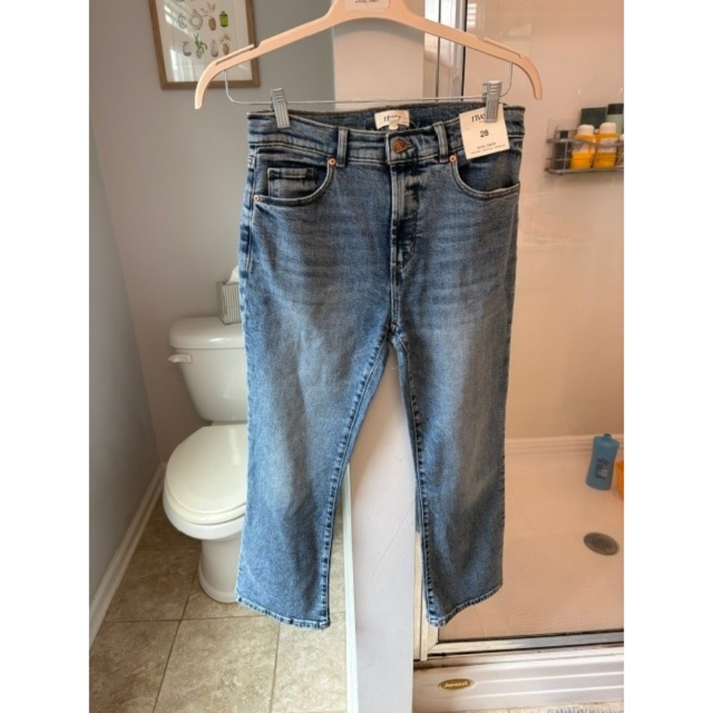 Rivete Denim Kick Crop Jeans High Rise Medium Wash Blue Size 28 NEW